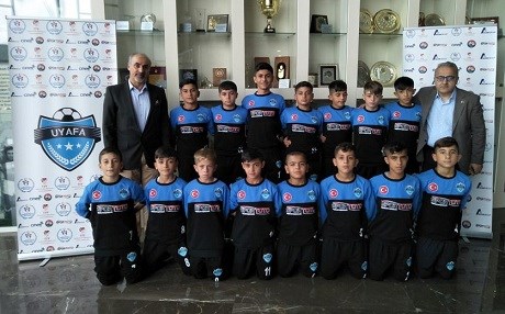 Şırnaklı futbolcular İspanya'da şampiyon oldu