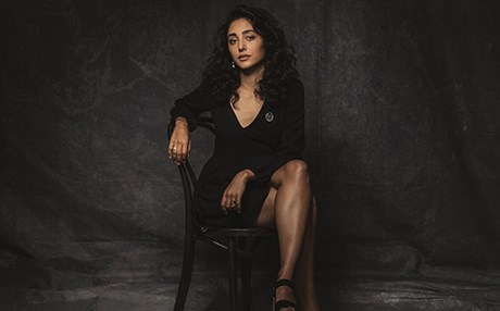 گوڵشیفتە فەراهانی خۆی فێری کوردی دەکات