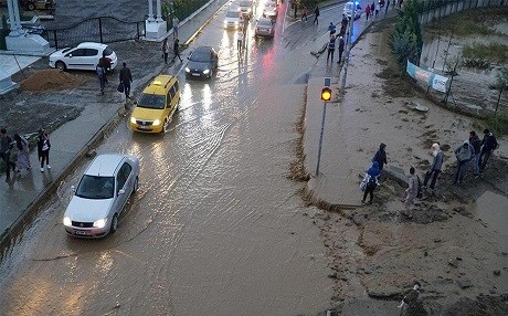 Li 5 bajarên Bakurê Kurdistanê hişyariya barana gur