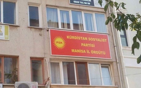MANÎSA – Êrişî avahiya PSKê kirin