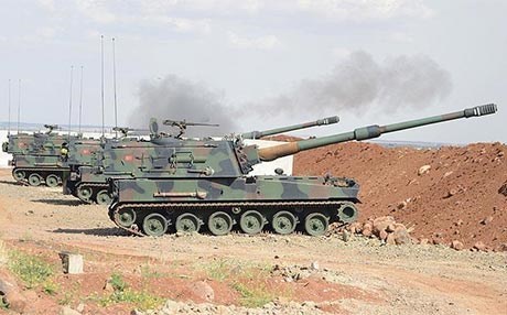 Şêwirmendê Erdogan: Topbarankirina cihên YPGê peyameke dostane ye bo Amerîkayê