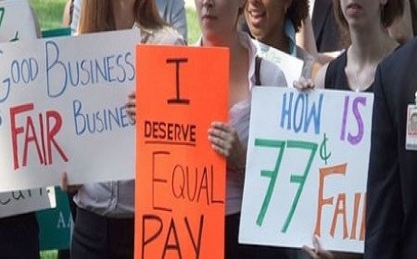 Erkekler kadınlardan daha fazla kazanıyor