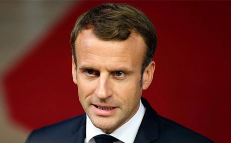 Macron'a suikast girişimi önlendi