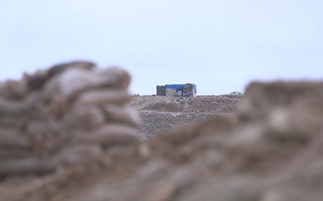 Nêzîkî 300 çekdarên DAIŞê li derdora Çiyayê Qereçûxê mane