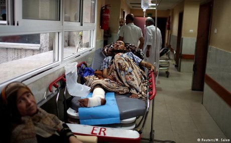 لە غەززە شەش کەس بە ئەنفلۆنزای بەراز مردن