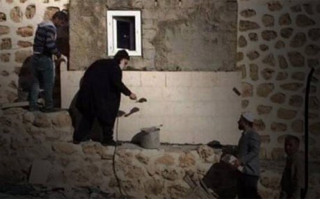 MARDİN - Süryani Rahip’ten örnek davranış