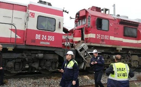 Li Sêwasê du trên li hev ketin