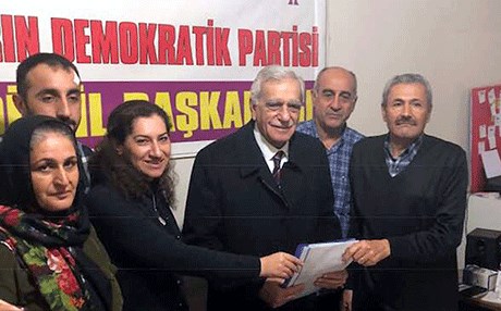 ئەحمەد تورک بە بەربژێری هەدەپە بۆ سەرۆکایەتی شارەوانی مێردین دەستنیشانکرا