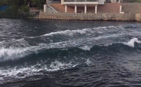 Asta ava bendavên Dûkan û Derbendîxanê bilind bûye