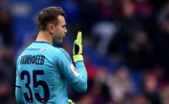 "سۆشیاڵ میدیا قێزەونە"