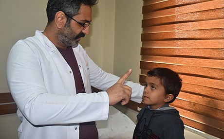 Beyninden 1 kilogram kist alındı