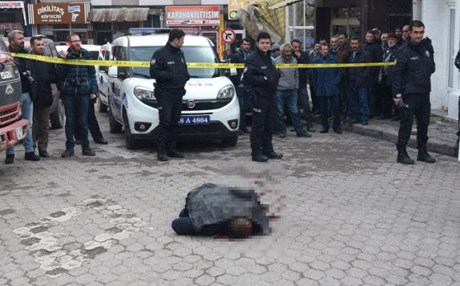 SİVAS - 18 yaşındaki zanlı, inşaat işçisine kurşun yağdırdı