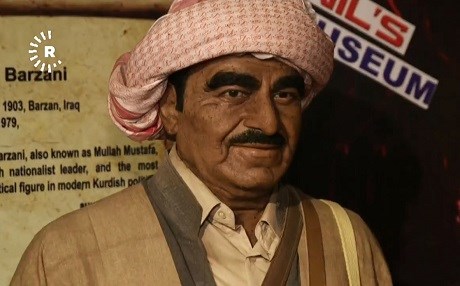 Li muzexaneyeke Hindistanê peykerê Barzaniyê Nemir hate danîn