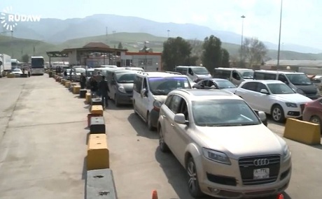 Rêwiyên deriyê sînorî yê Îbrahîm Xelîl (Xabûr) gazindan dikin