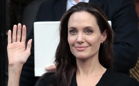 Ünlü Aktris siyasete mi giriyor?