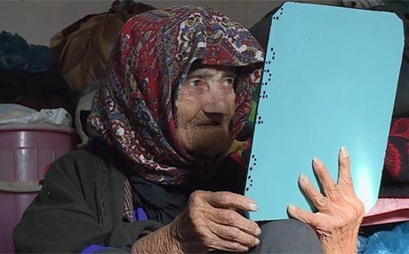 Çîroka jineke 100 salî: 25 sal e bi tena serê xwe dijî