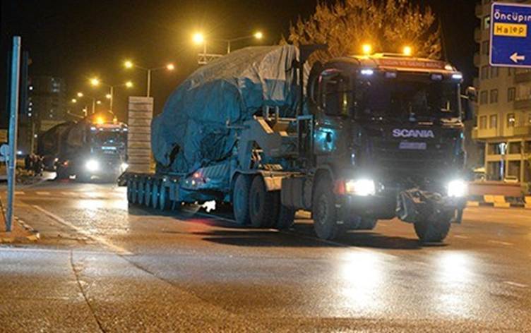 TSK’dan Suriye ve Rojava sınırına tank sevkiyatı | Rudaw.net