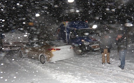 Li Erzeromê mij û berfê jiyan rawestand