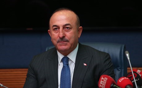 Çavuşoglu: Operasyona li rojhilatê Firatê bi vekişîna Amerîkayê ve nîne