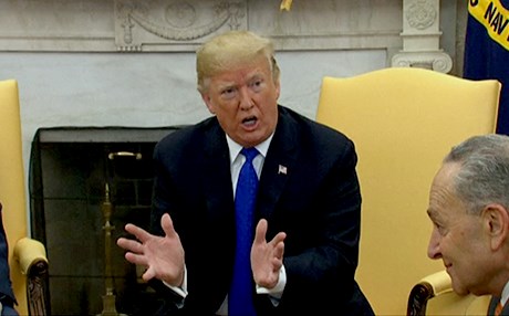 تره‌مپ داواى رێككه‌وتن له‌سه‌ر دروستكردنى دیواری مەکسیک ده‌كات