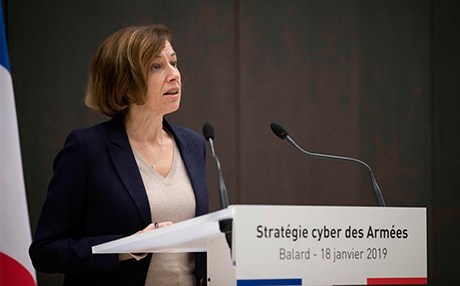 Wezîra Berevaniya Fransa: Amerîka giringiya parastina Kurdan dizane