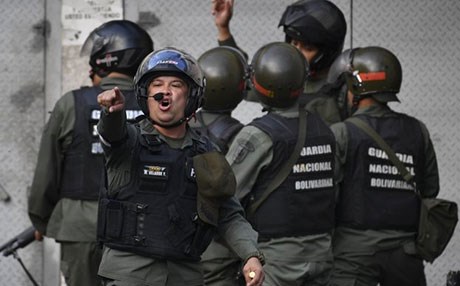 Venezuella’da darbe girişimi