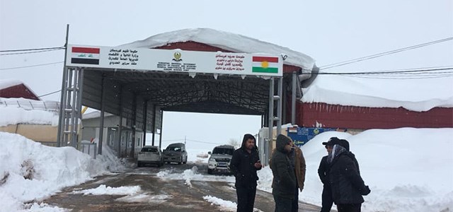 تورکیا "بەشێوەیەکی کاتى" دەروازەی سنووری سەرزێرى داخست