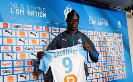 مارسیلیا بالۆتێلی ناساند