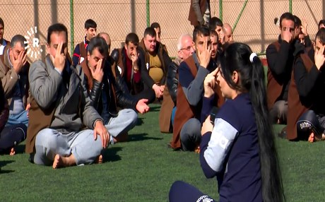 Duhok’ta mahkumlara yoga dersi
