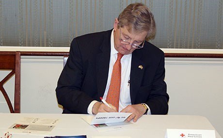 ABD’li senatör Rojava’nın korunması için yasa tasarısı sundu