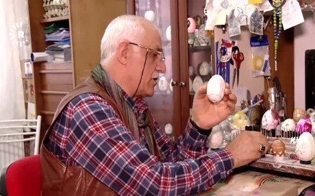 Hêk di destên wî de dibin huner