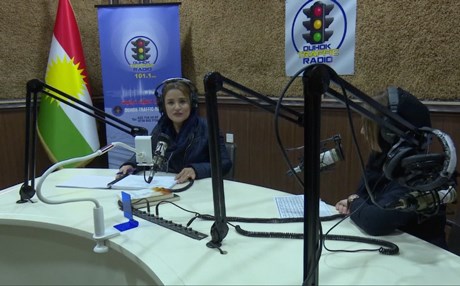 Traffic Radio: Female officers guide drivers on the airwaves