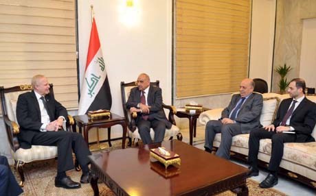 عبد المهدي يرحب بعرض لشركة BP البريطانية لتطوير الحقول النفطية في العراق