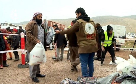 Dezgeha Xêrxwazî ya Barzanî alîkarî gihandin Çiyayê Şingalê