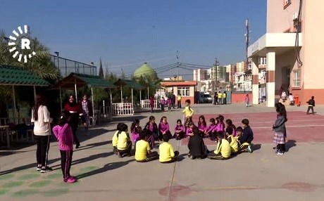 DUHOK - Zêdetirî 20 xwendekarên biyanî fêrî Kurdî bûne