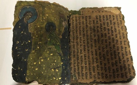 Diyarbakır'da 800 yıllık İbranice kitap ele geçirildi