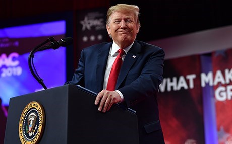Trump: Güçlü dolar diğer ülkelerle iş yapmamızı engelliyor