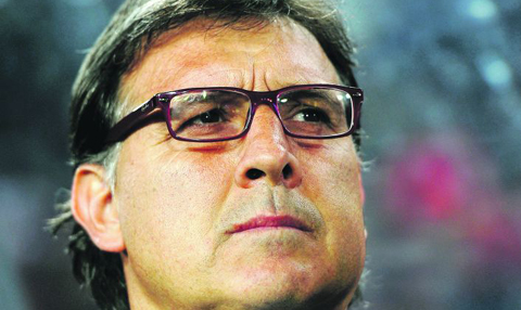 تاتا هه‌ڕه‌شه‌ ده‌كات