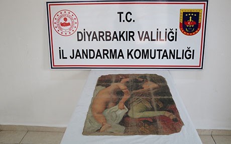 Li Amedê dest bi ser tabloyeke Picasso de hate girtin