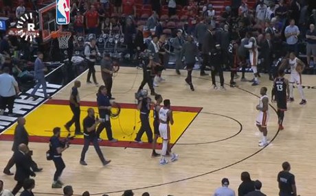 ڤیدیۆ؛ له‌ خولی باسكه‌ی ئه‌مریكادا تۆرۆنتۆ سه‌ركه‌وتن به‌ده‌ستهێنا