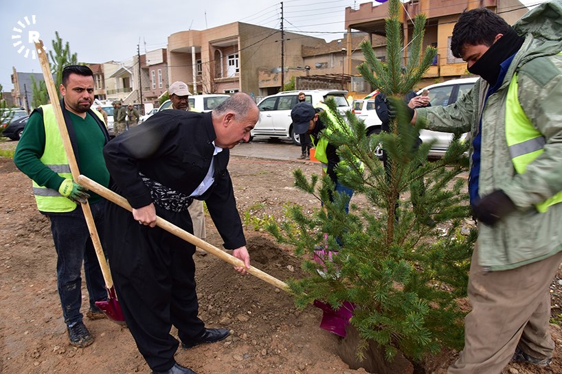 Li Hewlêrê di roja jidayîkbûna Mela Mistefa Barzanî de şitl hatin çandin