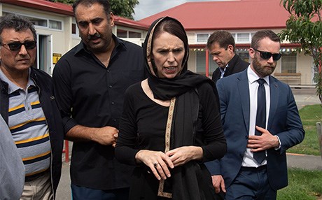 سەرۆکوەزیرانی نیوزلاند لەگەڵ کۆمەڵەی موسڵمانانی کرایسچێرچ کۆبووەوە