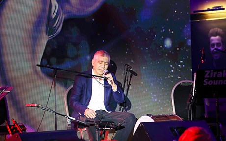 جوان حاجۆ بۆ (رووداو): تاوەكو زوڵم لەسەر كورد هەبێ،‌ واز لە گۆرانیی شۆڕشگێڕی ناهێنم