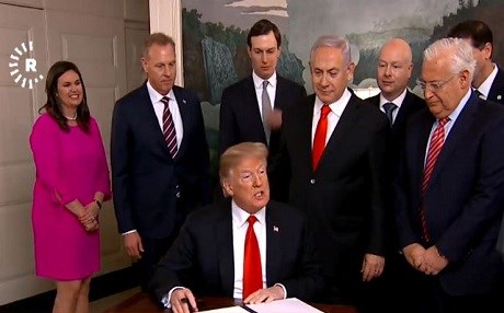 Sûriye biryara Turmp weke destêwerdana karûbarên welatê xwe dibîne