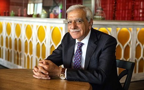 AK Partiyê daxwaza wergirtina şaredariya Mêrdînê kir