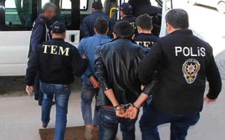 Emniyet Müdürlüğü: 215 bin 426 şüpheli yakalandı