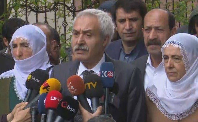 Selçuk Mizrakli weke Şaredarê Amedê dest bi kar bû