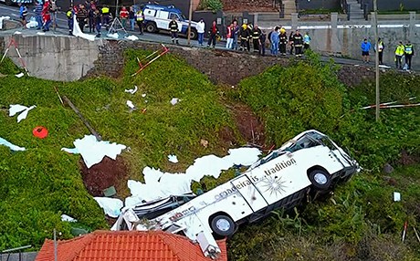 بەهۆی وەرگەڕانی پاسێک لە پورتوگال 29 کەس گیانیان لەدەستدا