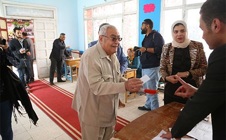 Mısır'da halk Anayasa referandumu için sandık başında