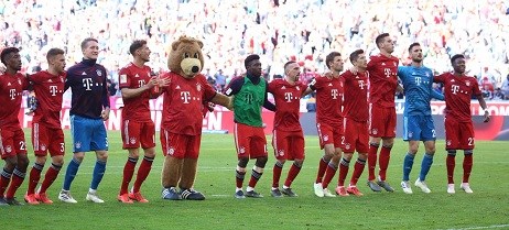 له‌ بۆندسلیگا، بایرن له‌ نازناوه‌كه‌ نزیكه‌ و شاڵكێش داڕووخاوه‌